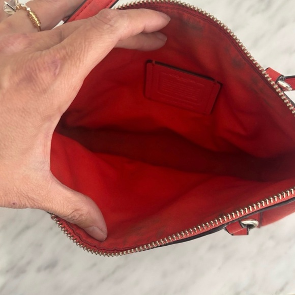 Mini Coach Kelsey Coral Leather Crossbody Satchel - Picture 2 of 2